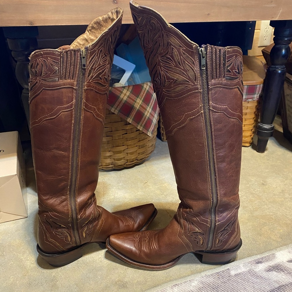 Ariat Chaparral Tan and Gold Leather Western Boots - Picture 8 of 16